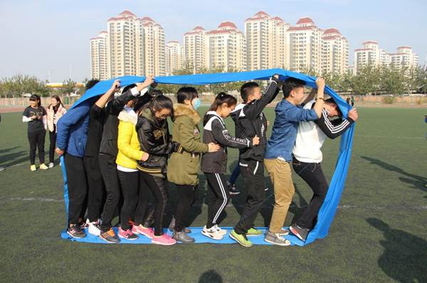 说明: http://www.tute.edu.cn/_mediafile/tute01/2016/11/08/19qnyberj3.jpg